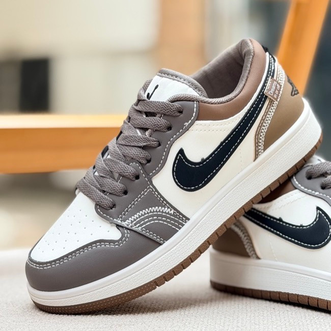 ونس بزرگسال طرح نایک جردن برزنتی از MA shoes کد 50630013